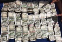 सोशल मीडिया पर वायरल फोटो का एसपी ने लिया संज्ञान, थानेदार लाइन हाजिर