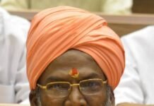 उन्नाव सांसद साक्षी महराज ने कहा, इस प्रेम में कहीं कोई साजिश तो नहीं……..