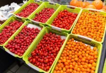 अब देश के कई शहरों में टमाटर बेंचेगी केन्द्र सरकार, कई स्टालों पर शुरू हुई बिक्री