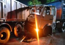 Unnao Road Accident : तेज रफ्तार डंपर की टक्कर से बाइक सवार दो की दर्दनाक मौत