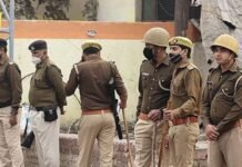 एनकाउंटर : यूपी पुलिस ने सरयू एक्सप्रेस में महिला हेड कांस्टेबल पर हमले के आरोपी को किया ढेर