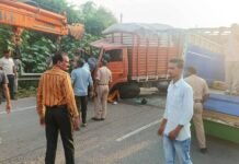 Unnao : हाईवे पर डीसीएम ने बाइक में मारी टक्कर, भाई-बहन की मौत