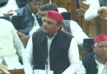 यूपी की स्वास्थ्य सेवाओं पर विधानसभा में भड़के अखिलेश यादव