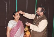 स्वामी प्रसाद का विवादित बयान- माता लक्ष्मी की जगह करें अपनी पत्नी की पूजा