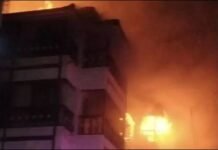 मुंबई में चार मंजिला इमारत में लगी भीषण आग, दो की मौत