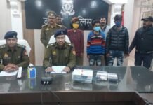 उन्नाव में चोरी का खुलासा : सोना-चांदी व रिवाल्वर, कारतूस बरामद, तीन आरोपियों को भेजा गया जेल