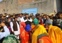 पंचतत्व में विलीन हुए कासगंज हादसे के मृतक, गांवों में पसरा मातम