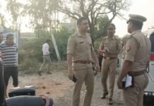 UNNAO : तेज रफ्तार ट्रक ने बस में मारी जोरदार टक्कर, आठ की दर्दनाक मौत, 22 घायल