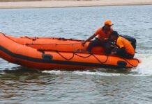 बाबा के अंतिम संस्कार के लिए यमुना नदी घाट पहुंची किशोरी नदी में डूबी