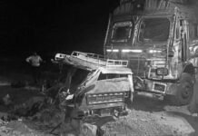 तेज रफ्तार ट्रक ने ऑटोरिक्शा को मारी टक्कर, 5 पांच लोगों की मौत, 6 घायल