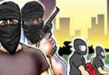 सर्राफा व्यवसायी से लाखों की लूटपाट, तमंचे के बल पर सोने-चांदी के जेवर से भरा बैग लूटा