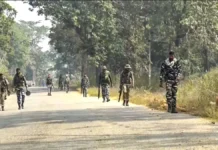 छत्तीसगढ़ के बीजापुर में सुरक्षाबलों ने 12 नक्सलियों को किया ढेर