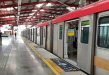 तकनीकी खराबी की वजह से लखनऊ मेट्रो सेवा की एक लाइन ठप, यात्री परेशान