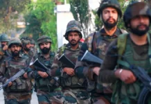 जम्मू-कश्मीर के शोपियां में मुठभेड़, सुरक्षाबलों ने 2-3 आतंकियों को घेरा