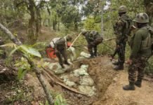 मणिपुर में सेना के जवानों के साथ मुठभेड़ में मारे गये 10 उग्रवादी