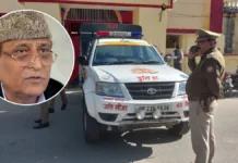 कैदी वाहन गेट पर देख आजम खां ने जाने से किया इंकार