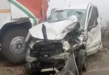 रोडवेज बस ने इनोवा-अर्टिगा कार को मारी जोरदार टक्कर, एक की मौत