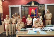 अफसर बनने का ख्वाब नहीं हुआ पूरा तो फर्जी आईएएस बनकर तीन बहनें करने लगीं ठगी