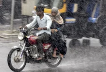 दिल्ली समेत कई राज्यों में अगले 3 दिन तक हो सकती है बारिश, आंधी और तूफान के भी आसार