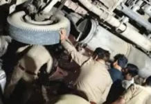 सुरेंद्रनगर में भीषण सड़क हादसा, तेज रफ्तार ट्रक ने सात लोगों को कुचला