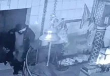 मंदिर से सोने की मूर्ति और चांदी के छत्र चोरी, वारदात सीसीटीवी में कैद