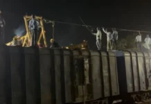 बालासोर में बड़ा रेल हादसा टला, ट्रेन के ऊपर गिरा क्रेन, रेलवे की सेवाएं प्रभावित
