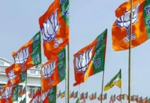 यूपी में कई जिलों के बीजेपी जिलाध्यक्ष बदले, राम सकल पटेल को मिली वाराणसी की कमान