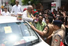 विद्यालय के जीर्णोद्धार को लेकर भिड़े भाजपा और सपा के विधायक