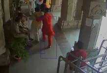 विंध्याचल धाम में दो पुरोहितों के बीच मारपीट, गर्भगृह से लेकर कॉरिडोर तक जमकर चले लात-घूंसे
