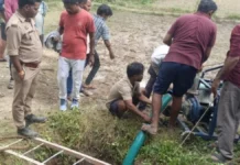 70 फुट गहरे कुएं में गिरा बुजुर्ग, छह घंटे बाद प्राइवेट गोताखोरों ने निकाला शव